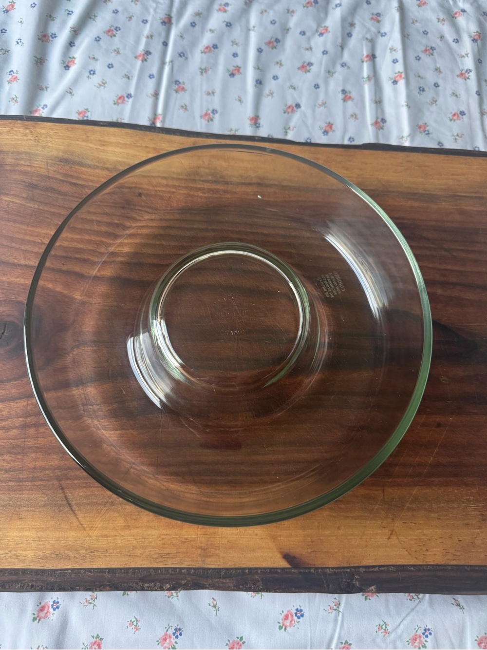 Pyrex Clear Glass Jello Mold/ Bundt Pan